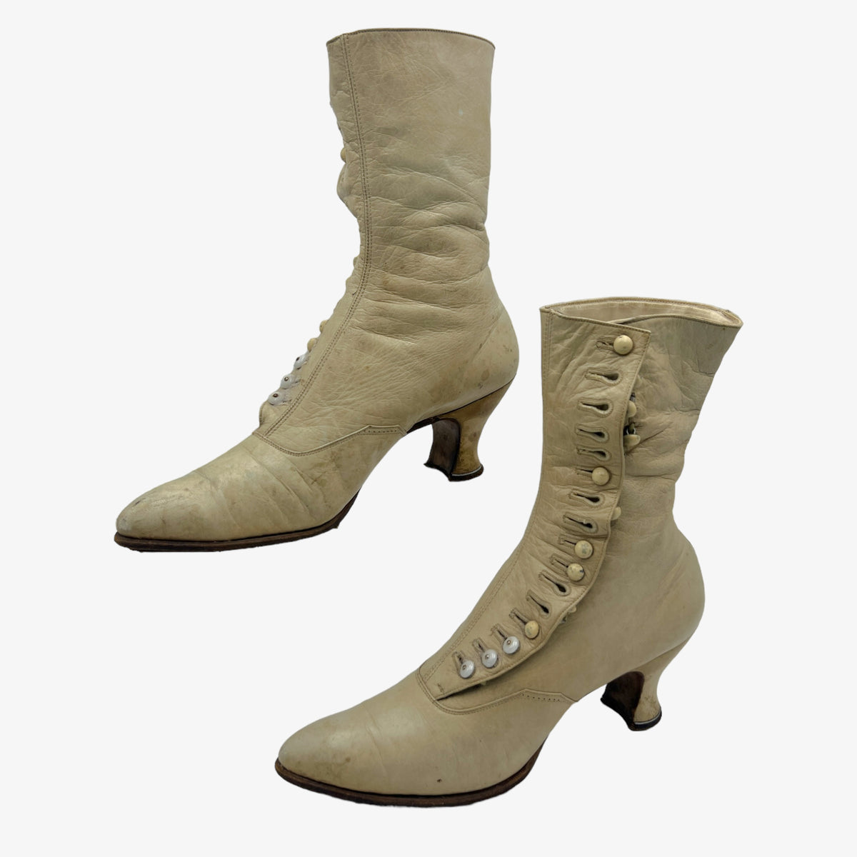 Antique Victorian Button-Up Leather Boots – Ballyhoo  display picture 2