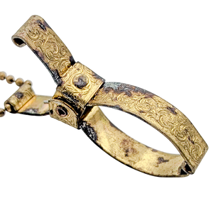 Vintage Ornate Gold Tone Glove Clip Keychain