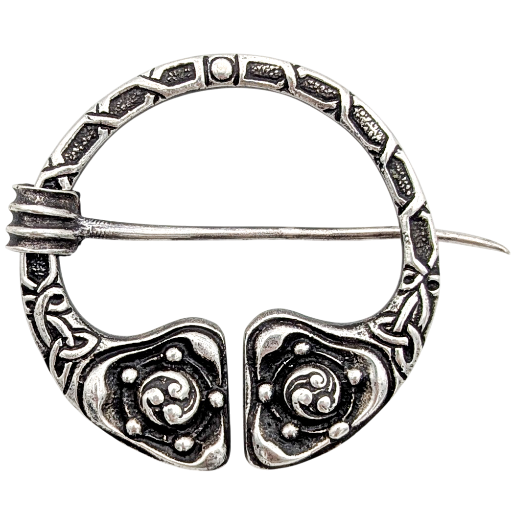 Vintage Sterling Silver Scottish Penannular Kilt Pin