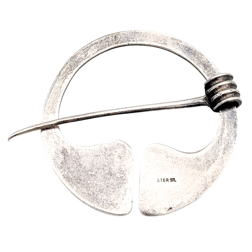 Vintage Sterling Silver Scottish Penannular Kilt Pin
