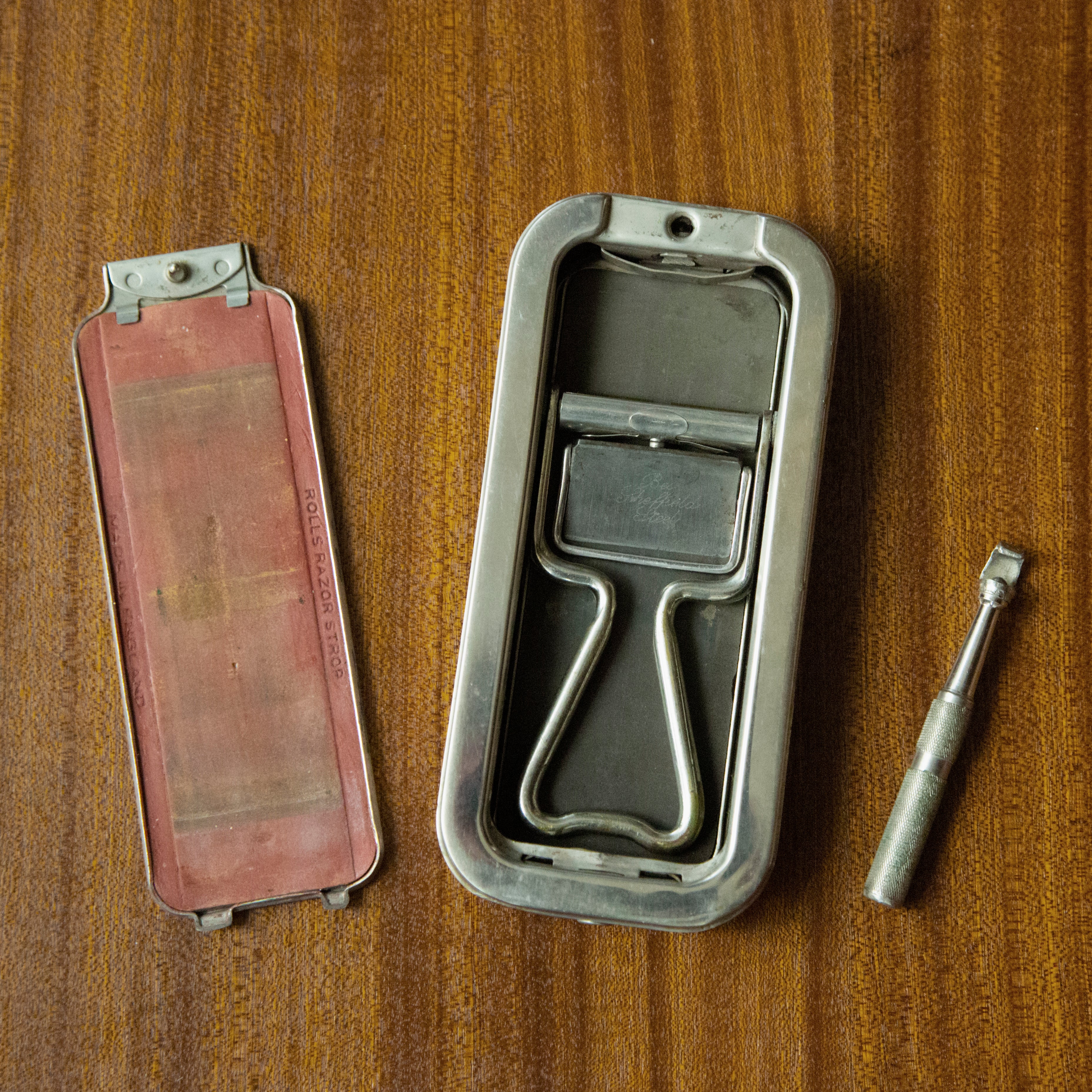 HAYATO Antique Safety Razor sharpener 1930's Made In Japan In UNUSED  CONDITION
