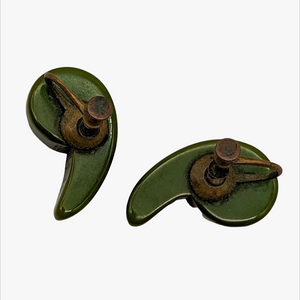 Vintage Pea Soup Bakelite Carved Apostrophe Earrings